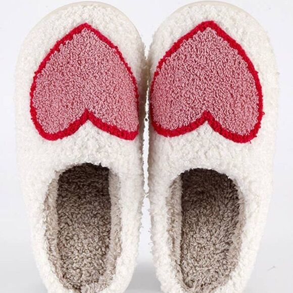 Valentine's Day Heart Fleece Warm Slippers NEW - Picture 2 of 5